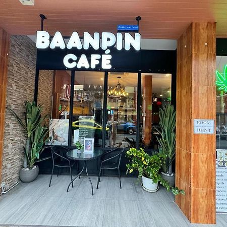 Baanpin Hotel Bangkok Exterior photo