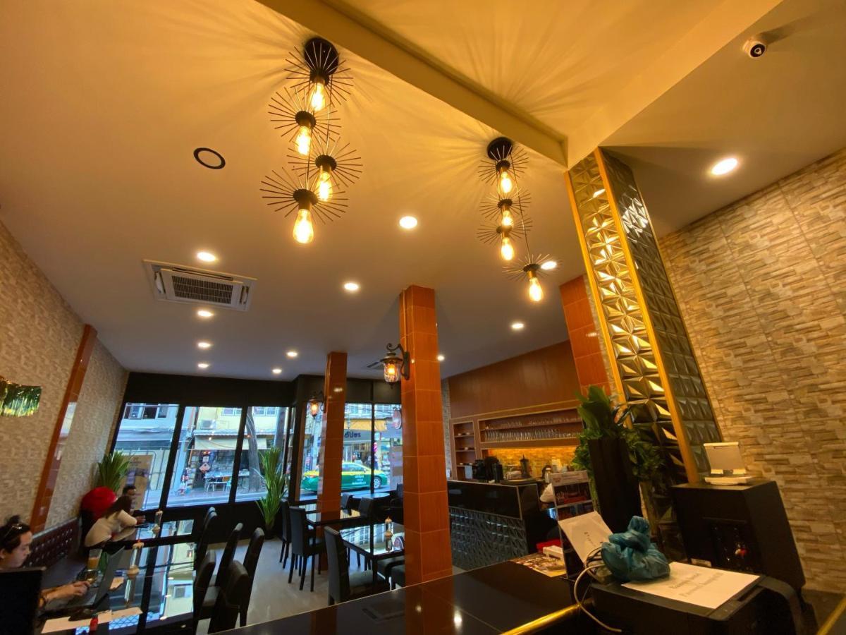Baanpin Hotel Bangkok Exterior photo