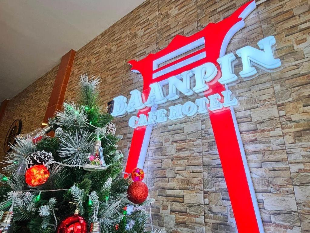 Baanpin Hotel Bangkok Exterior photo