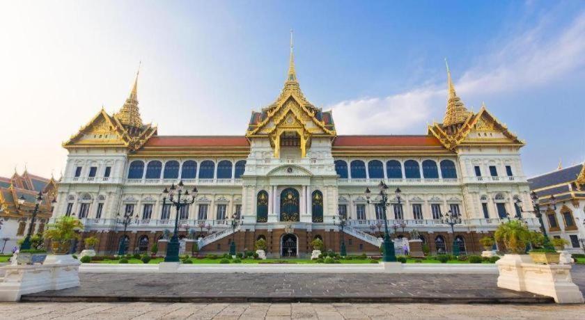 Baanpin Hotel Bangkok Exterior photo